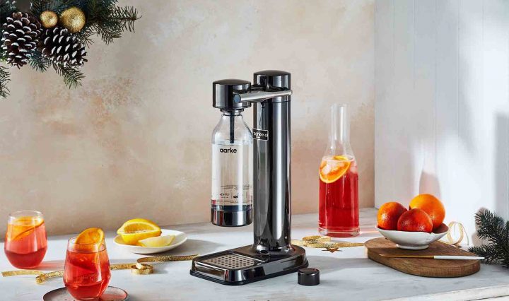 Making American Rosso Cocktails with the AARKE Drink Maker.