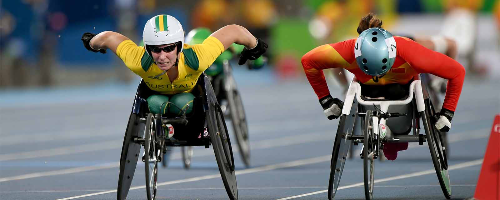 Christie Dawes putting on an incredible racing display.