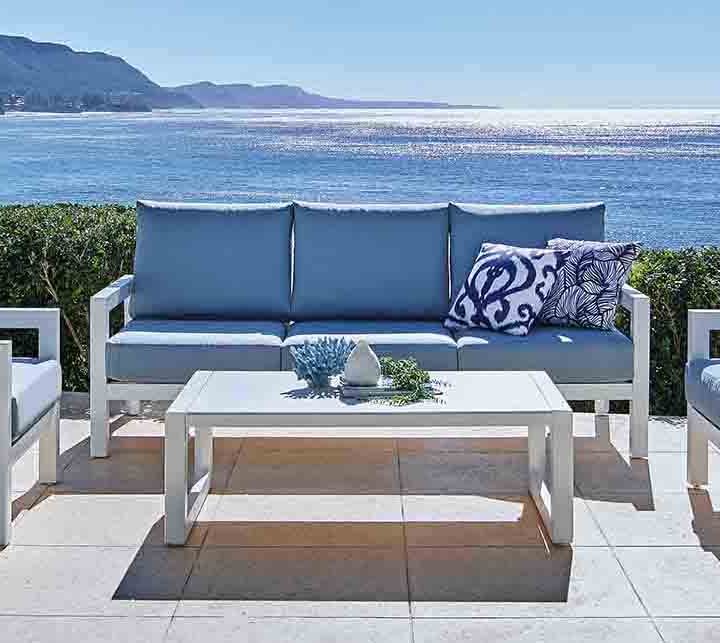 Outdoor Furniture from Harvey Norman.