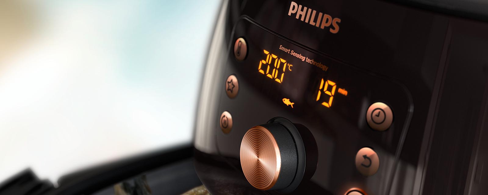 The Philips Smart Air Fryer XXL set at 200 degrees celcius.