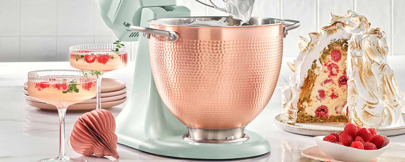 Recipe for Bombe Alaska and Berry Spritz.