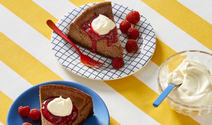 Cappuccino Cheesecake on a yellow and white tablecloth.