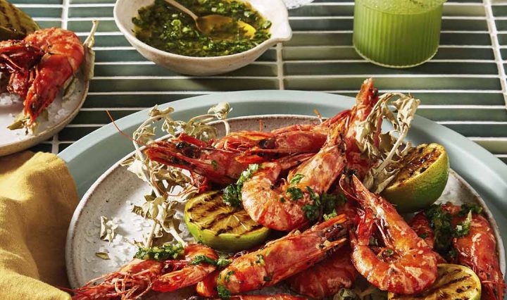 Close up photo of our Pepper Tiger Prawns recipe.